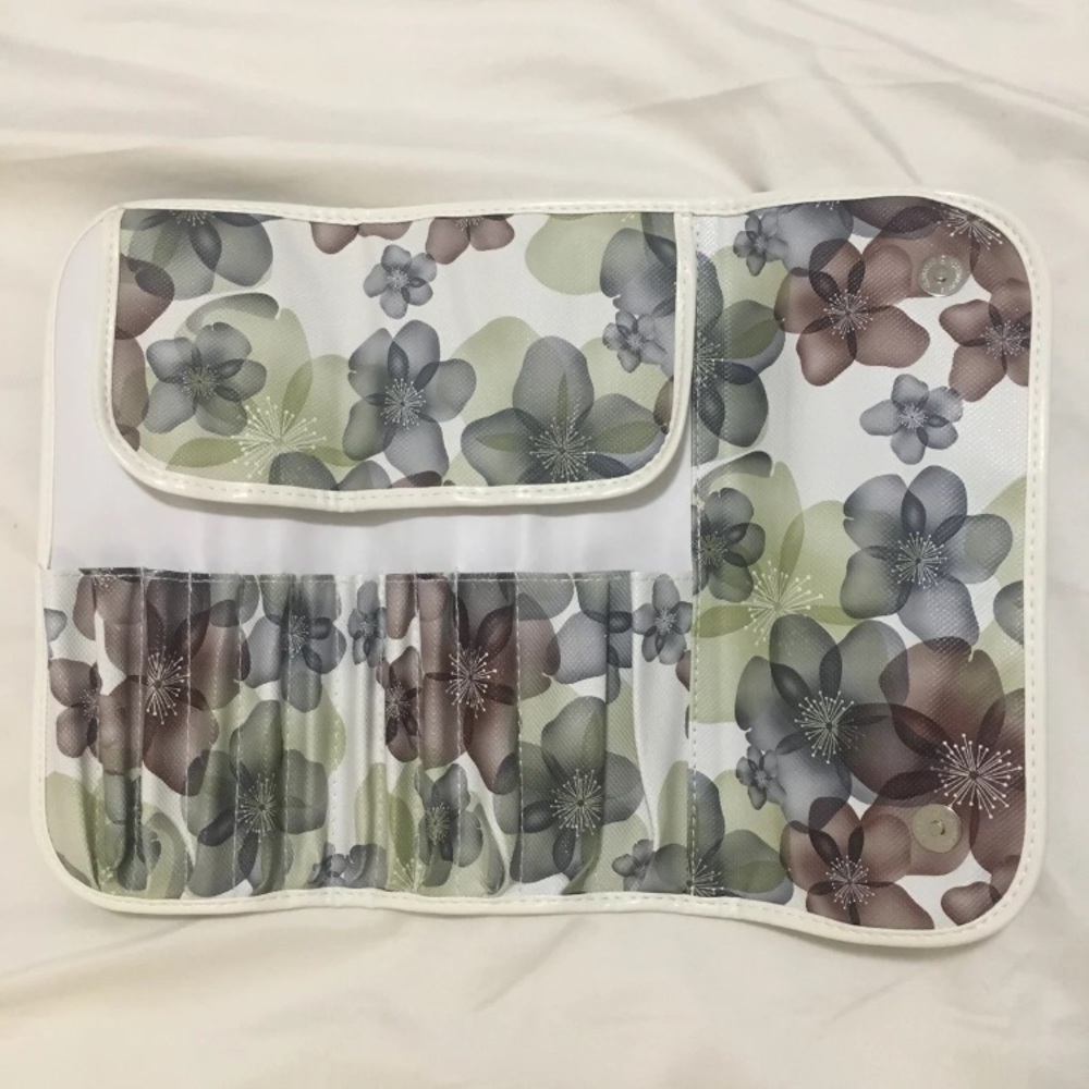 Makeup brush case (SOLD)